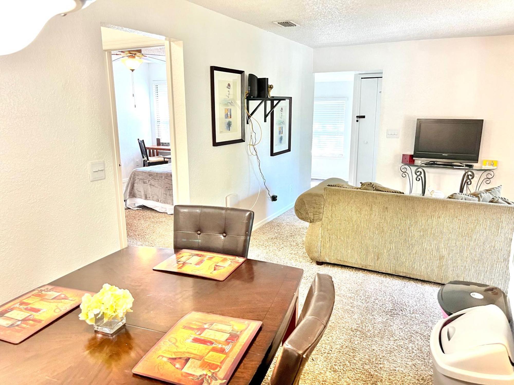 Daytona 2 Bed Apartment 10 Minutes To Beach With Balcony Port Orange Extérieur photo