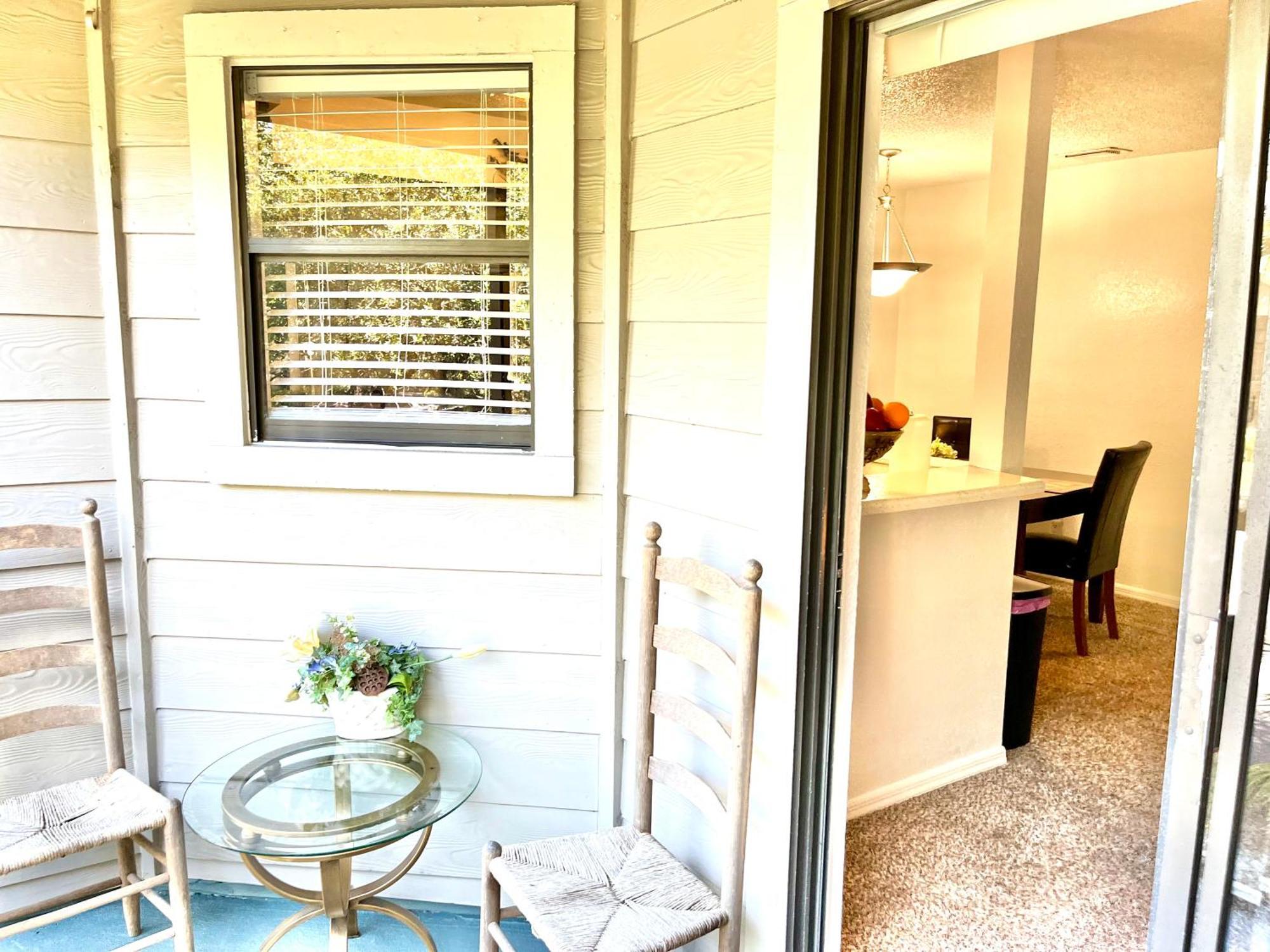 Daytona 2 Bed Apartment 10 Minutes To Beach With Balcony Port Orange Extérieur photo