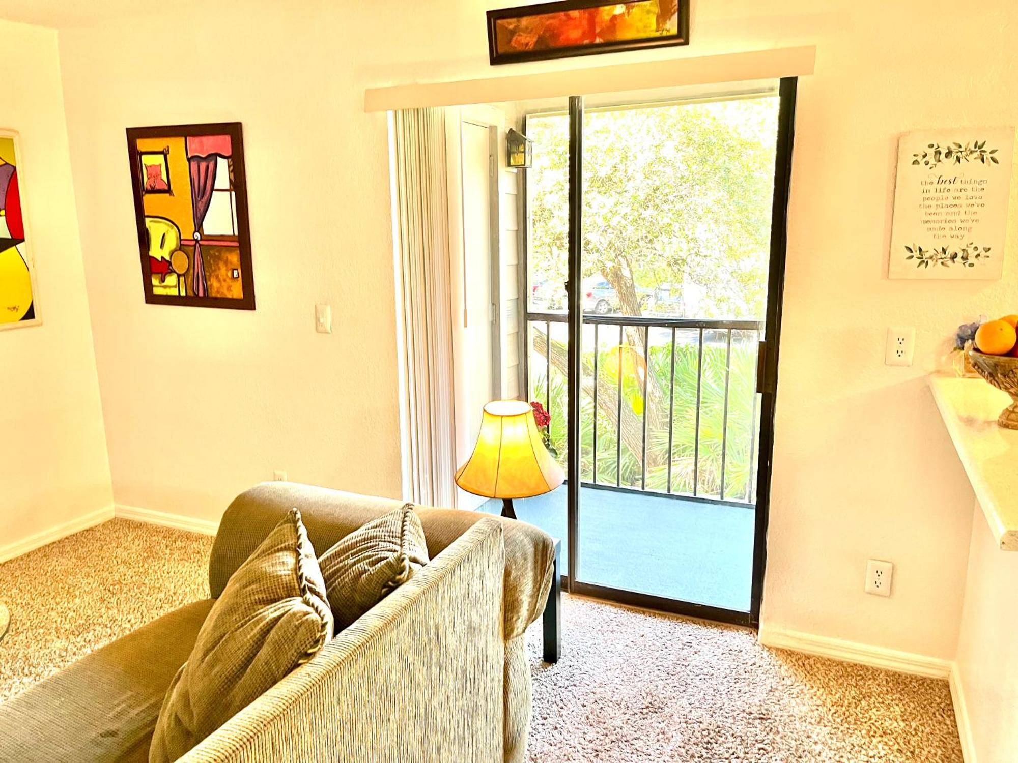 Daytona 2 Bed Apartment 10 Minutes To Beach With Balcony Port Orange Extérieur photo