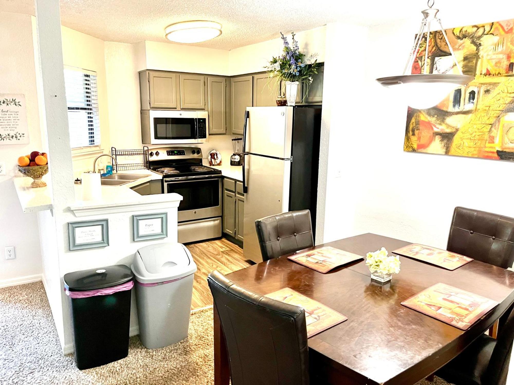 Daytona 2 Bed Apartment 10 Minutes To Beach With Balcony Port Orange Extérieur photo