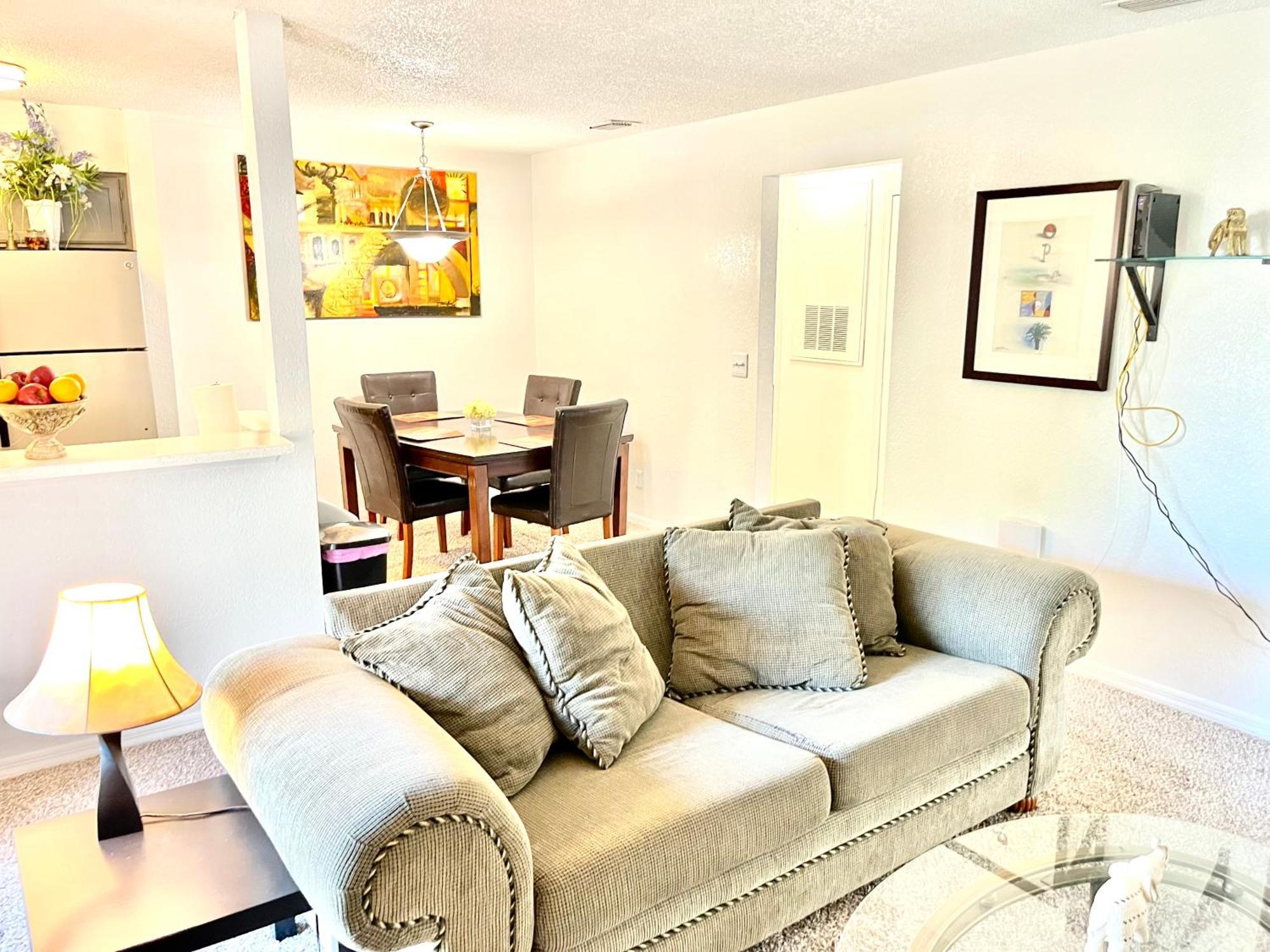 Daytona 2 Bed Apartment 10 Minutes To Beach With Balcony Port Orange Extérieur photo